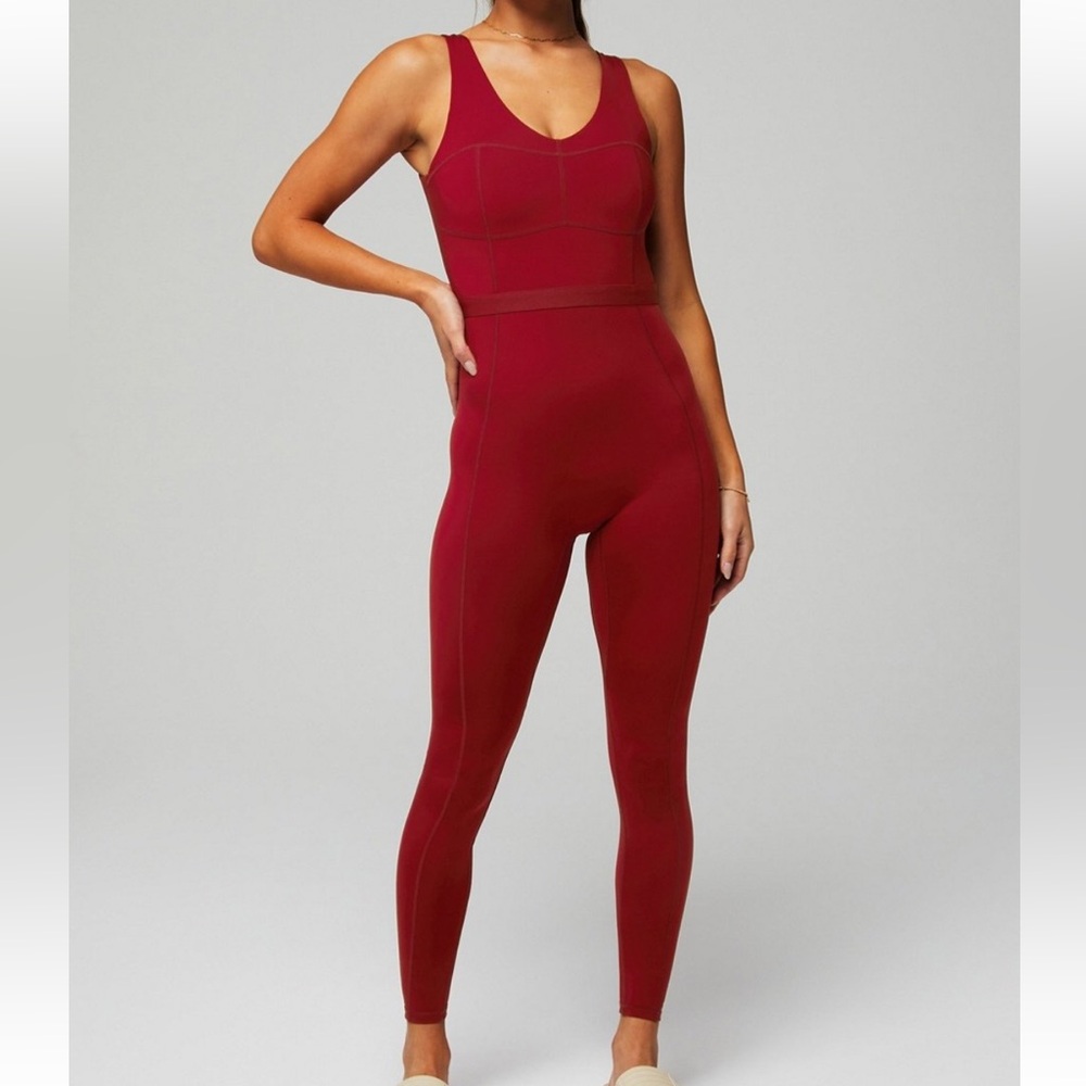 **NWT** Fabletics x Khloé Kardashian Motion365+ Jumpsuit in Adrenaline Red